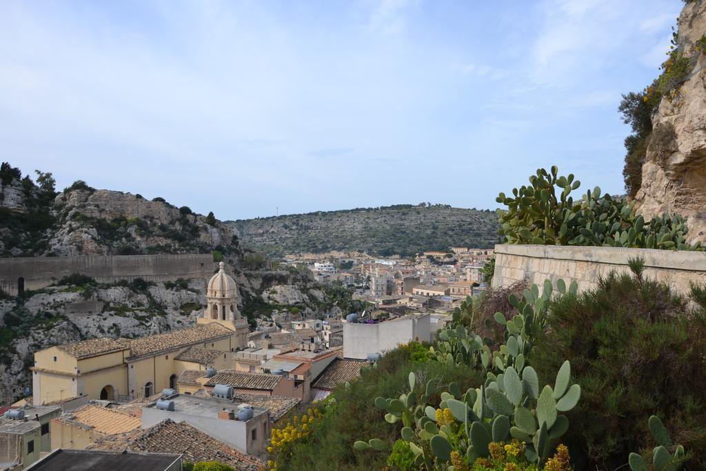Bed and Breakfast Sanbartolomeo Casa & Putia Scicli Exterior foto