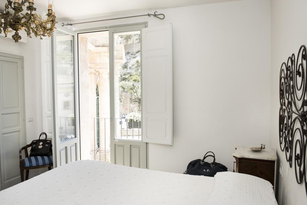 Bed and Breakfast Sanbartolomeo Casa & Putia Scicli Exterior foto